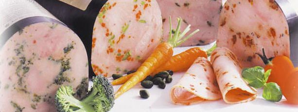 Hybride Hähnchen-Brust-Filet-Pastete gestaltet vor 28 Jahren by Dietz in Schopfloch. 30 % Fleischreduziert. Einlagen: Basilikum, Pistazien, Karotten, Paprika, Tomaten und Brokkoli. Hybride Fleisch- und Wurstwaren für Flexitarier sind gefragt. Wichtig als Mitbewerbsvorteil sind; sichtbare Proteine, Nüsse, Pilze, Sprossen, Leinsamen, Sonnenblumenkerne, Kräuter, Gewürze, Obst und Gemüse zu verwenden. Die bisherigen Systeme wie; Gluten, Soja, Tofu, Seitan, Hühnereiweiß, Erbsen, Ackerbohnen, Jackfrucht, Faserstoffe oder andere einzusetzen sind kontraproduktiv. Gute Qualitäten, auch Bio erzeugt man ohne E-Stoffe oder Emulgatoren. Lebensmittel brauchen doch keinen Beipackzettel. 100 % Natura Hähnchen-Brust-Filet-Pastete fand bis Heute keinen Nachahmer oder Copy.